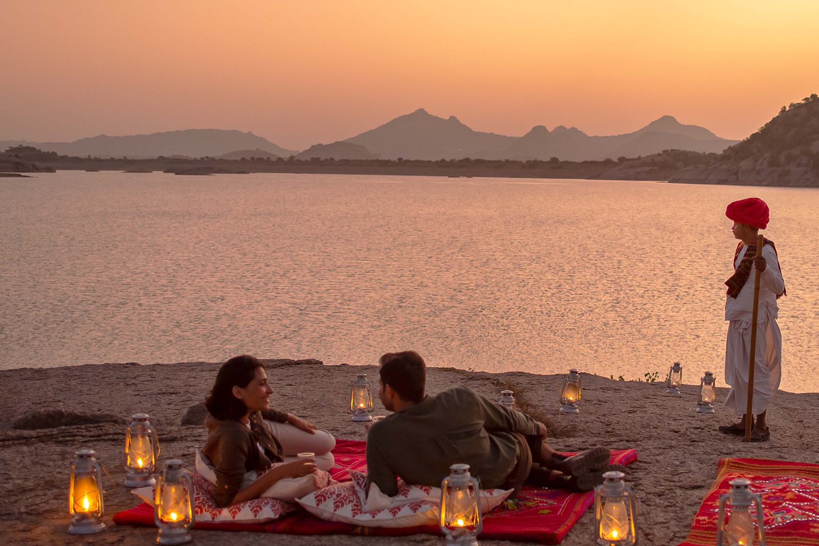 Sundowner in Jawai | Ameliya Safaris