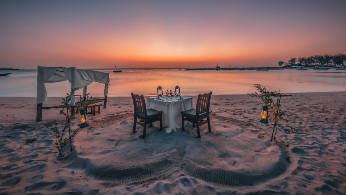 Beach Romantic Dining